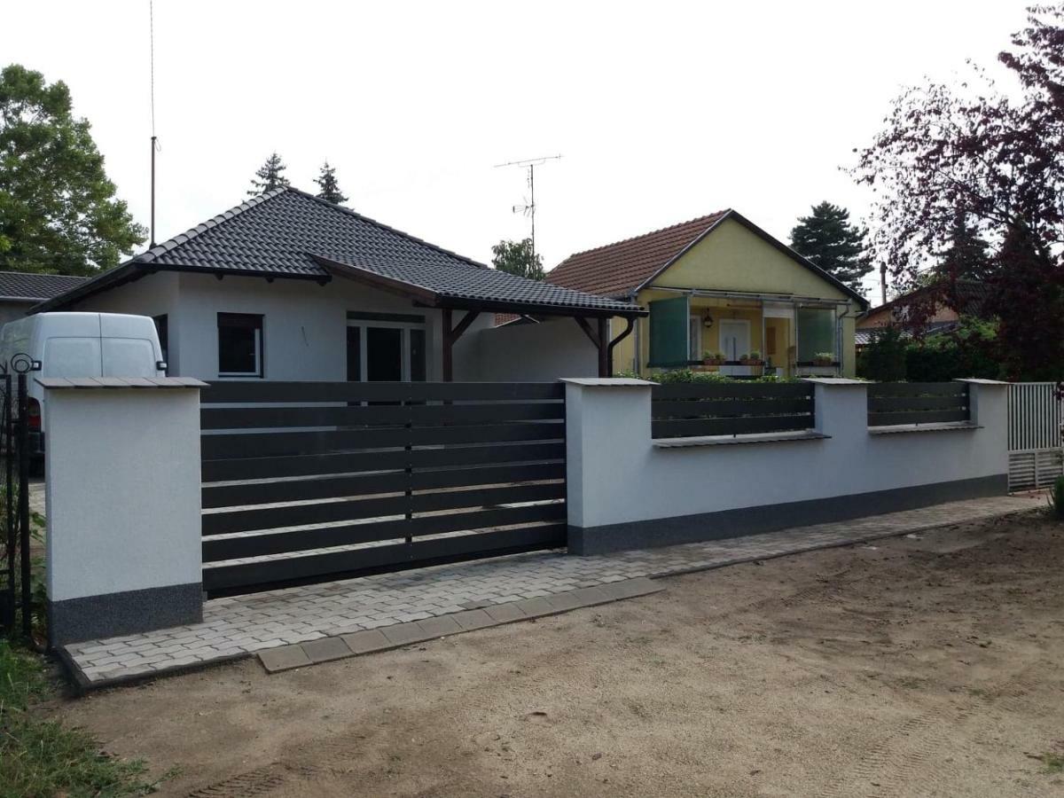 Tisza Dream Apartman Tiszakécske Exterior photo